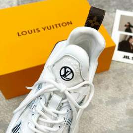 Picture of Louis Vuitton Shoes _SKULVsz34-41mnf010417697